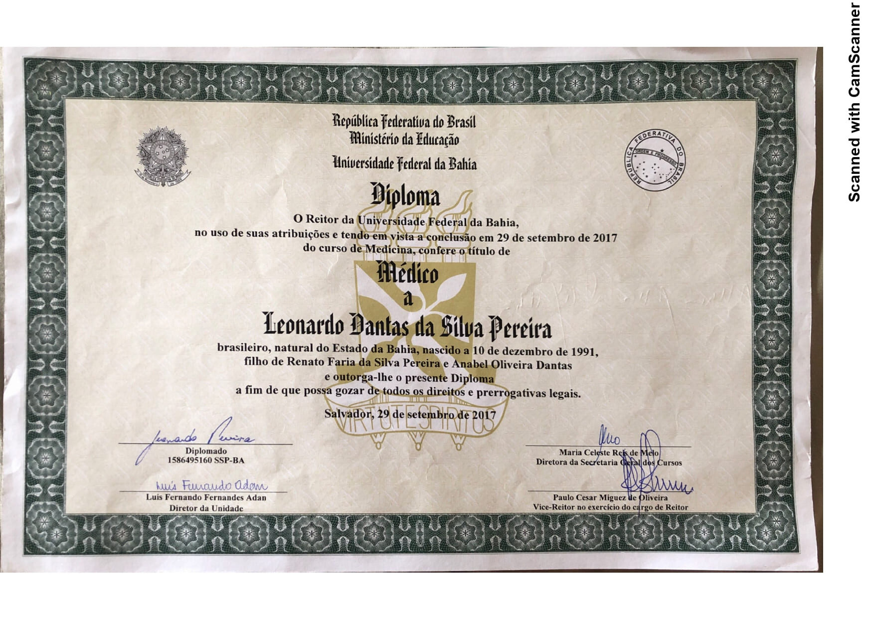 DIPLOMA-Dr. Leonardo Pereira